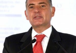 Recupera el Estado la Rectoría de la Educación en Oaxaca