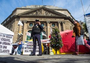 ALDF aprueba ley para garantizar el derecho de expresión y movilización.