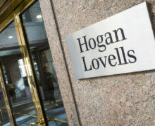 Hogan Lovells asesora a Crédit Agricole en la creación de una joint venture con Bankia