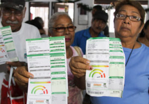 AMLO propone «borrón y cuenta nueva» a deudores de CFE