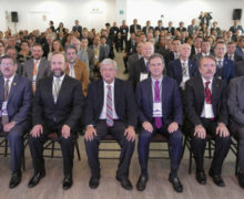 AMLO firma convenio con ANUIES para mejorar la educación