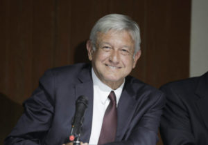 AMLO designa secretarios de Marina y Defensa