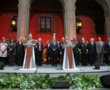 López Obrador asegura que cancelará la Reforma Educativa