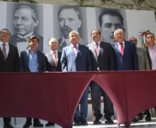 AMLO presenta integrantes de la Oficina de la Presidencia de la República