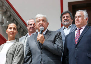 AMLO nombra a Rogelio Jiménez y Gabriela Cámara para Turismo