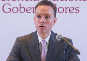 Tras segunda votación, Senado avala licencia de Manuel Velasco