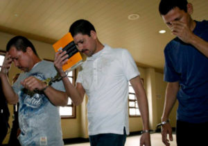 Conmutan pena de muerte a tres mexicanos en Malasia