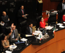 Proponen «muerte civil» a funcionarios corruptos