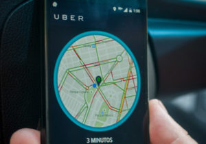 Uber pagará 148 mdd por ocultar robo de datos personales