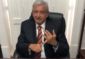 Tenemos autoridad moral para garantizar una consulta nacional limpia, democrática y creíble: AMLO