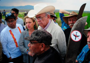 Pueblos afectados por el NAIM piden su cancelación