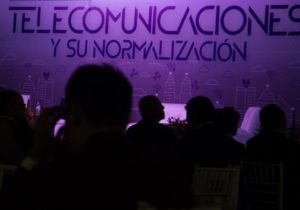 AMLO propone aglomerar medios públicos en una sola agencia