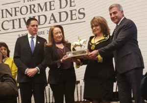 Recibe la magistrada Yasmín Esquivel Mossa la “Presea General Ignacio Zaragoza”