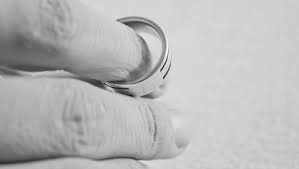 Por infidelidad sexual no puede reclamarse una indemnización: SCJN