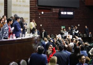 Entre caos, aprueban la Ley de Ingresos 2019