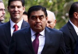 No especular con la muerte de gobernadora, pide Miguel Barbosa