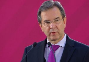 Corrige SEP errores en la iniciativa sobre reforma educativa