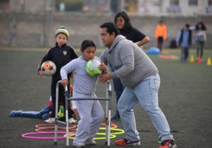 PRD propone exentar IVA a servicios médicos para personas con discapacidad y autismo