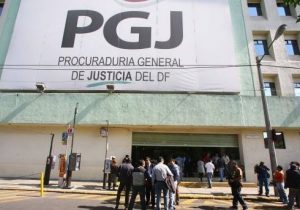 Trabajadores de la PGJCDMX exigen certeza legal y respeto a sus derechos laborales