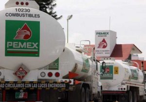 Gobierno de AMLO investiga presunto fraude por 71 millones  690 mil dólares por contrato de 700 pipas.