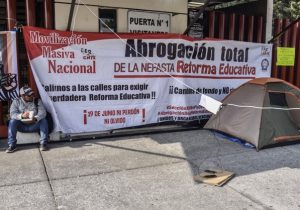 PRI, PAN y PRD piden no ceder a presiones de CNTE