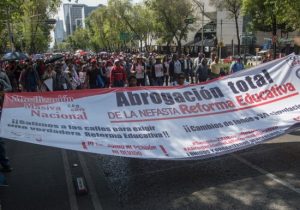 Preparan dictamen de reforma educativa; CNTE no simpatiza