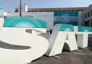 Lluvia de amparos vs. eliminación de compensación universal en la SHCP