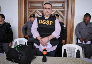Juez de control suspendió la condena de Javier Duarte