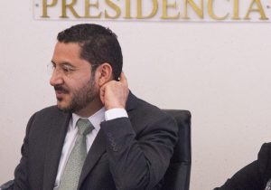 Martí Batrez no quiere dejar la presidencia del Senado