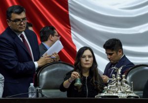 El Poder Legislativo debe generar un equilibrio, Laura Rojas