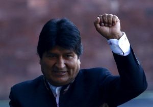 Ofrecen asilo en México a Evo Morales