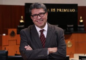 Monreal decide no presentar reforma a la Ley de Amparo