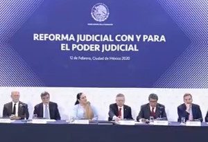 Arturo Zaldívar presenta la iniciativa de reforma del PJF
