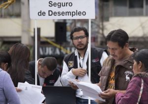 Que el gobierno le entre a un salario solidario: Coparmex