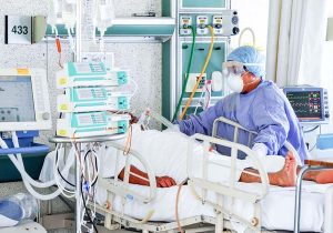 MÉDICOS Y ENFERMERAS: HÉROES ANÓNIMOS DE LA PANDEMIA