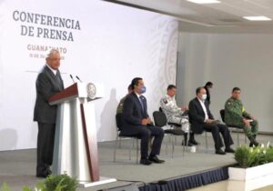 Sumarnos para darle seguridad a Guanajuato: AMLO