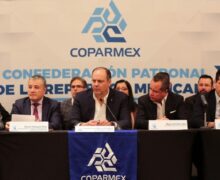 IP pide regular, no prohibir el outsourcing; Monreal ofrece diálogo