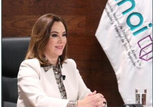 La democracia es incompatible con las instituciones públicas cerradas: INAI