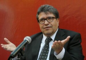 AMLO da la espalda a la iniciativa para regular redes sociales