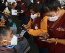 AMLO rechaza uso electoral de datos de personas que se vacunan; INE e INAI piden claridad