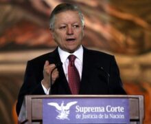Aprueban diputados extensión de presidencia de Arturo Zaldívar en la SCJN