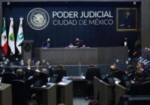 Imponen toga a los nuevos magistrados y magistradas del TSJ de la CDMX